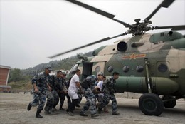 Trung Quốc dốc toàn lực cứu trợ động đất